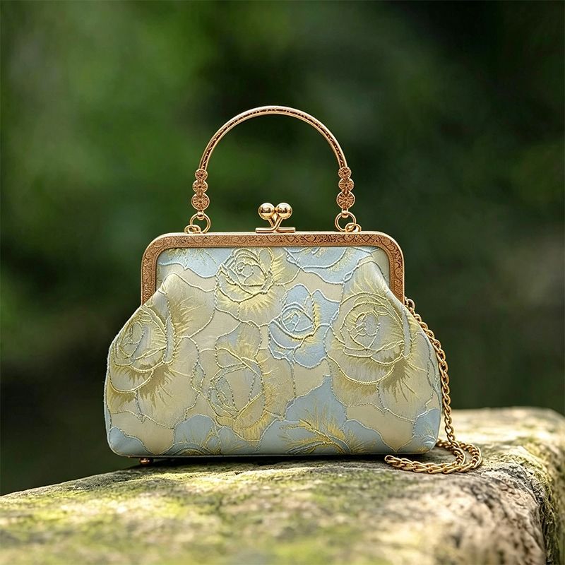 Vintage Floral Embroidery Kiss - Vintage Fashion In Chinese review and price