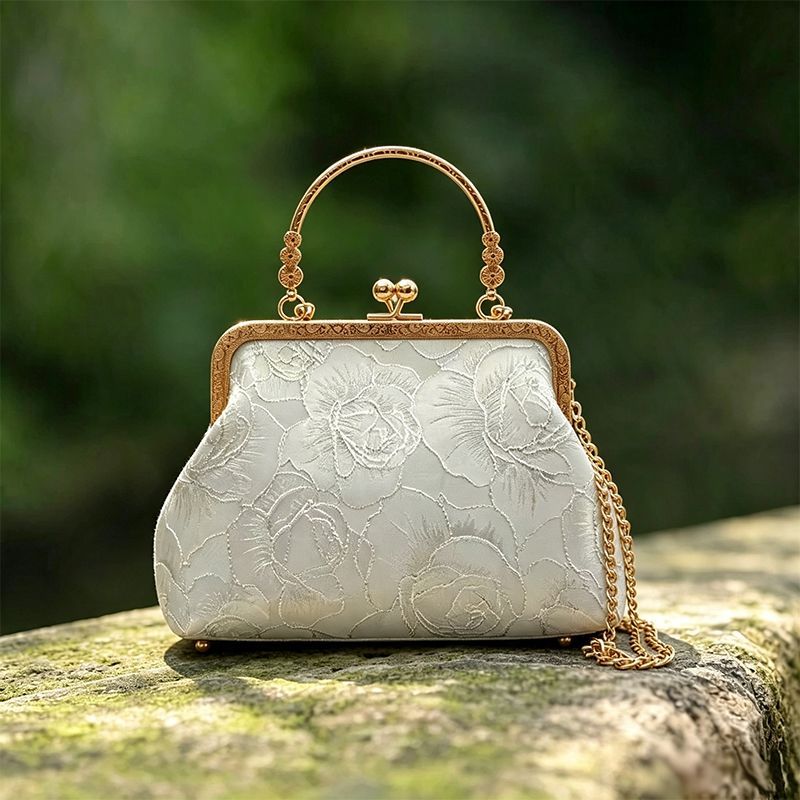 Vintage Floral Embroidery Kiss - Vintage Fashion In Chinese review and price