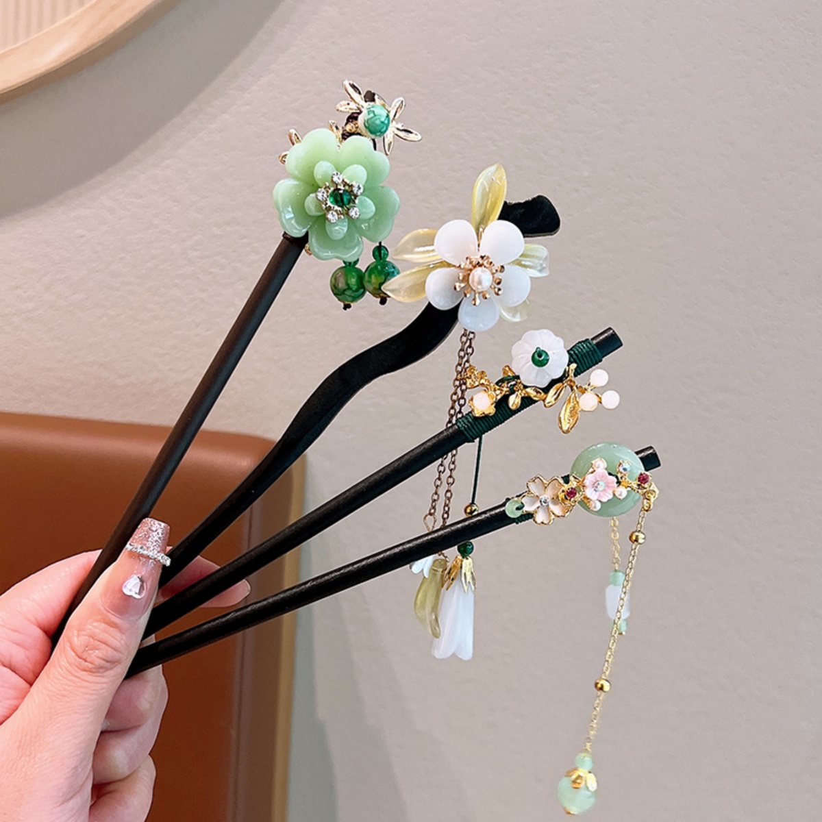 Exquisite Flower Tassel Wooden - Vintage Fashion In Chinese review and price